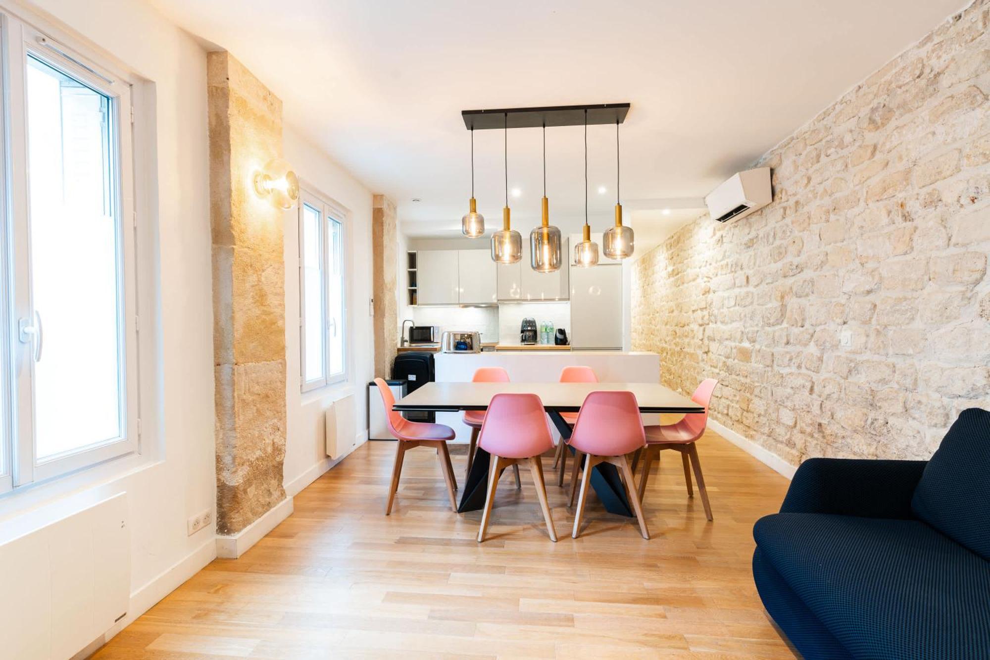 Loft 4 Bedroom Montmartre Pigalle Ac By Lcc Agency 파리 외부 사진