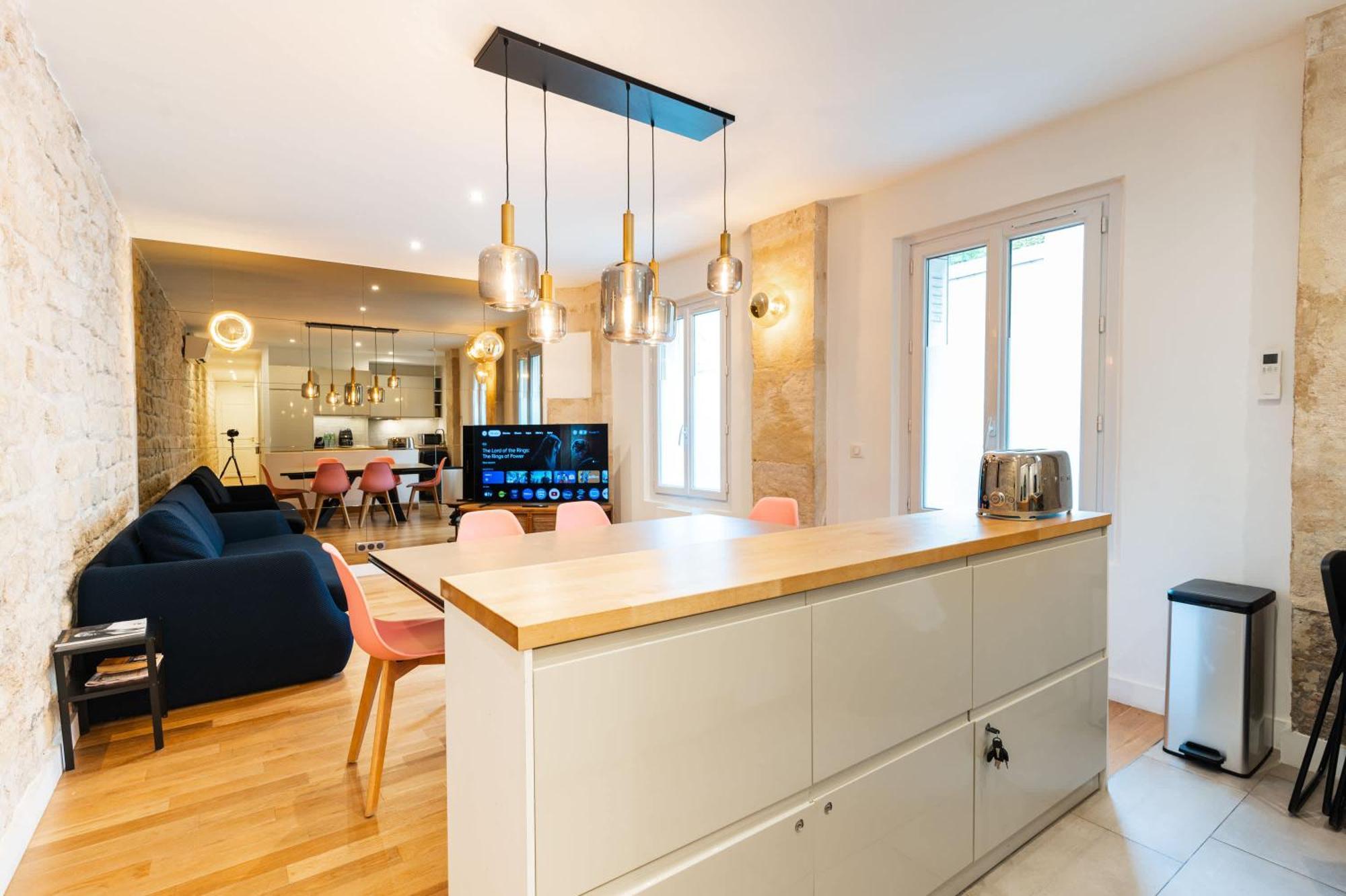 Loft 4 Bedroom Montmartre Pigalle Ac By Lcc Agency 파리 외부 사진