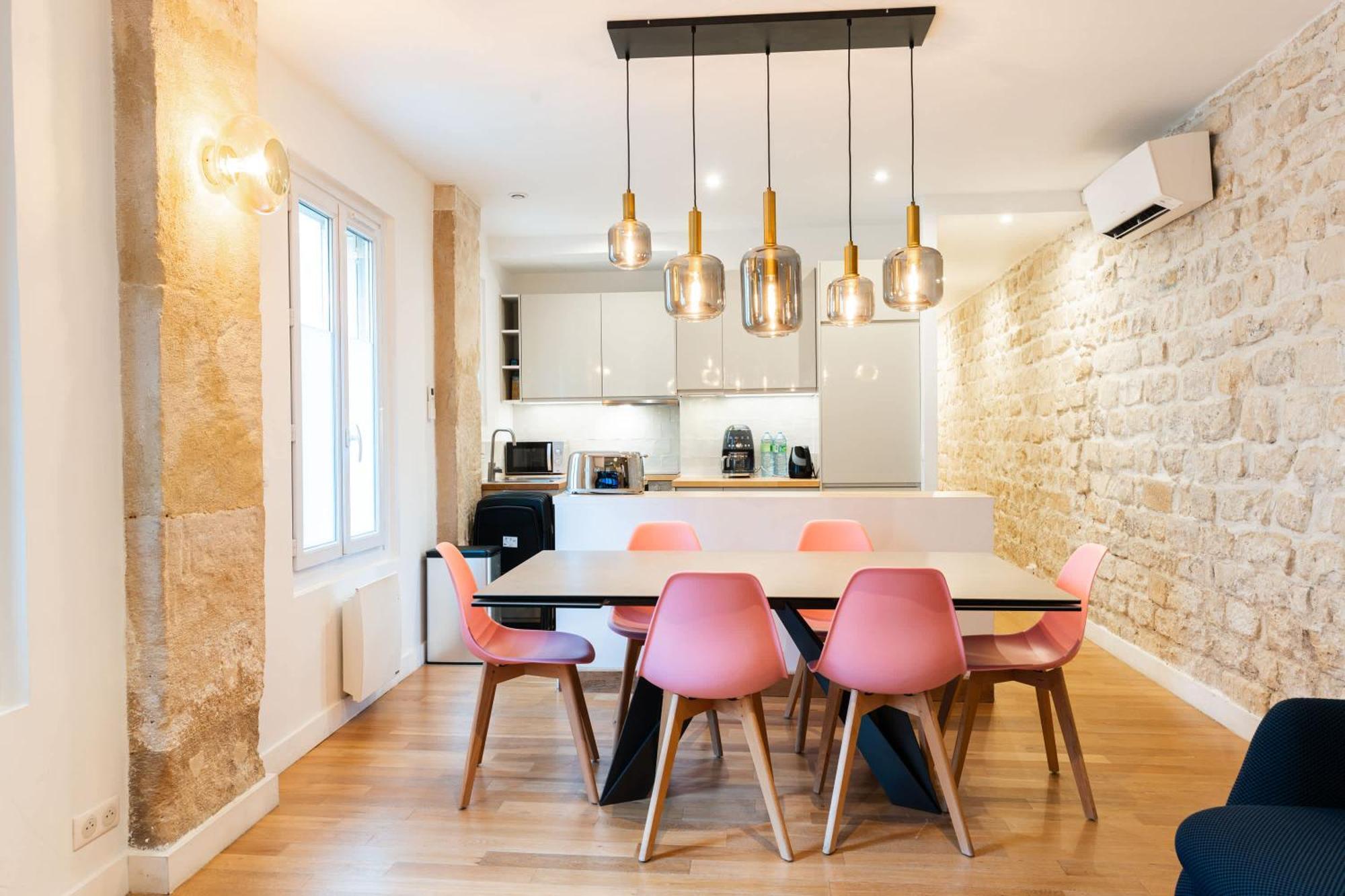 Loft 4 Bedroom Montmartre Pigalle Ac By Lcc Agency 파리 외부 사진